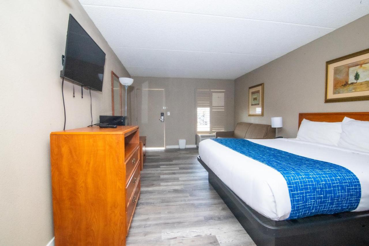 Travelodge By Wyndham Pueblo Bagian luar foto