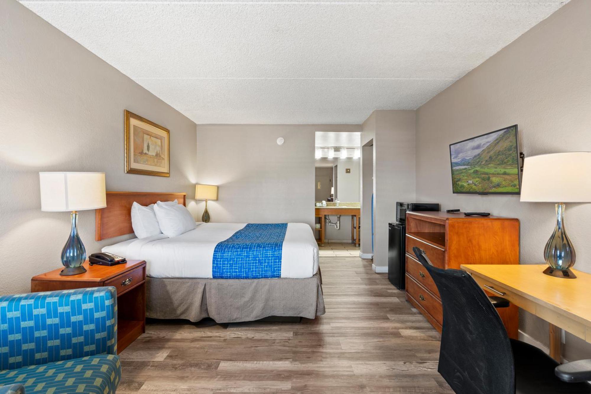 Travelodge By Wyndham Pueblo Bagian luar foto