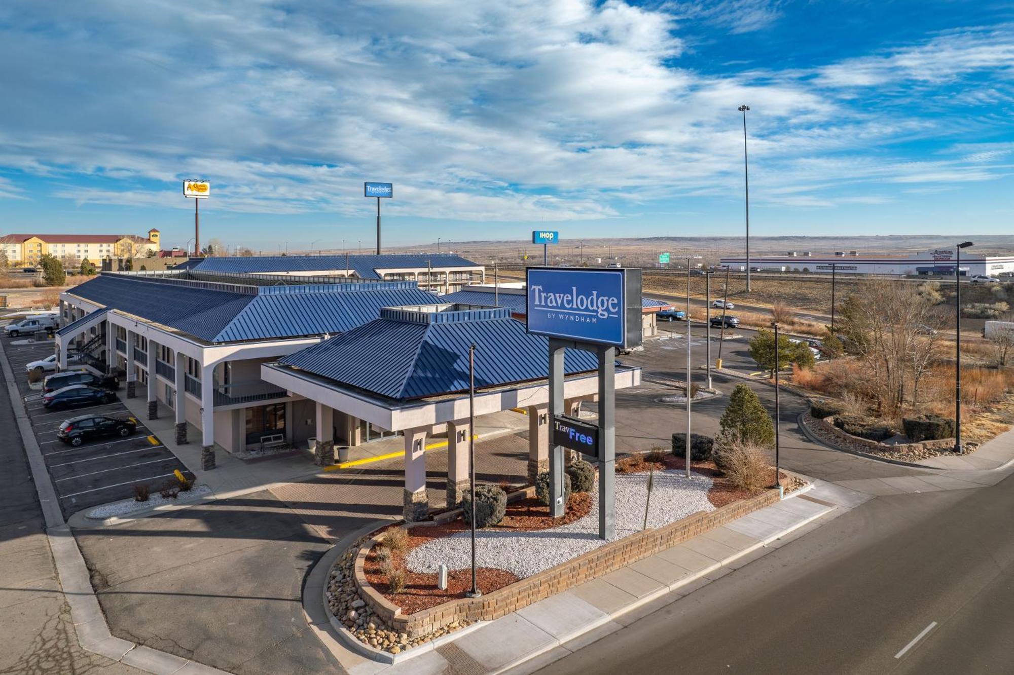 Travelodge By Wyndham Pueblo Bagian luar foto