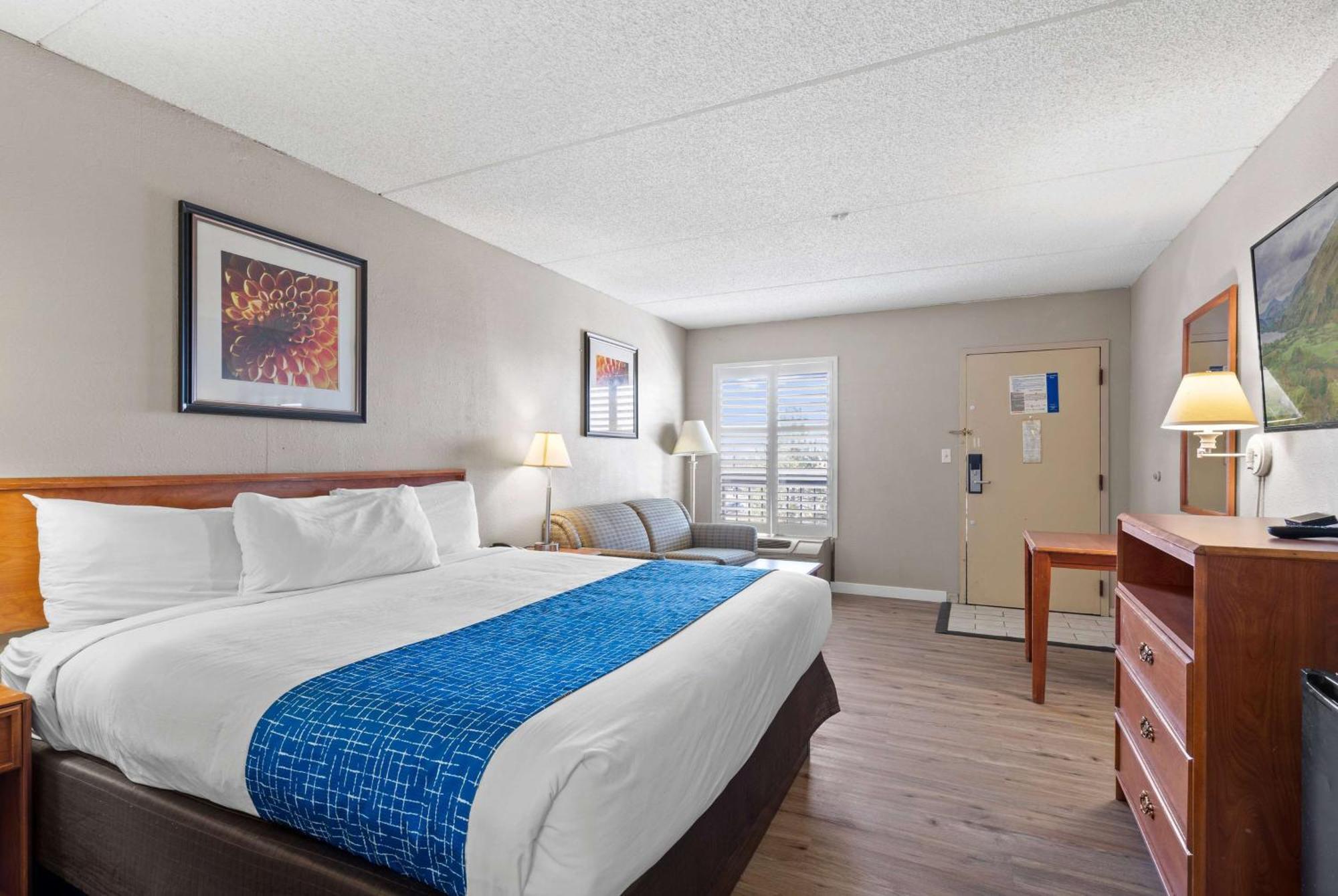 Travelodge By Wyndham Pueblo Bagian luar foto